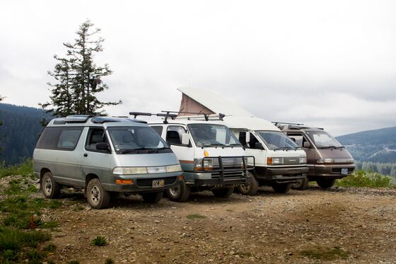 Ugly Is a Selling Point for Fans of These Tiny Japanese Vans