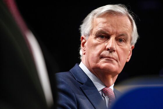 EU Brexit Chief Urges `Realistic' U.K. Plans, Backs Court's Role