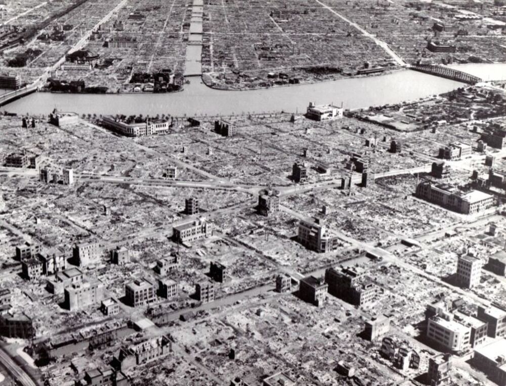 What Tokyo Looked Like In 1945 Bloomberg