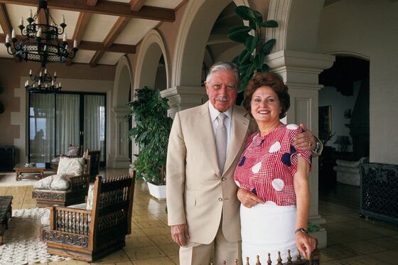 Lucia Hiriart, Widow of Chilean Dictator Pinochet, Dies at 99
