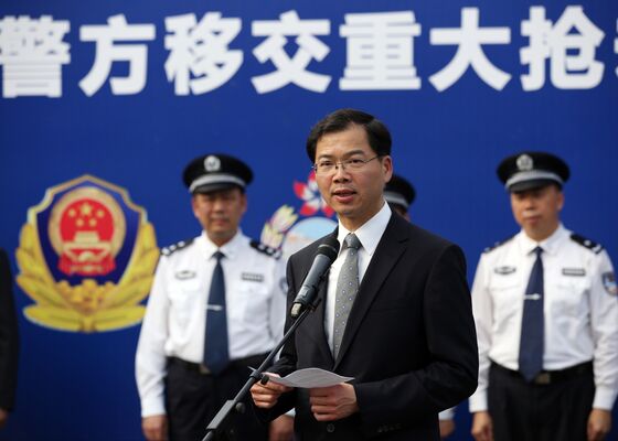 Hot Pot Scandal Fuels Anger Over Hong Kong ‘Double Standards’