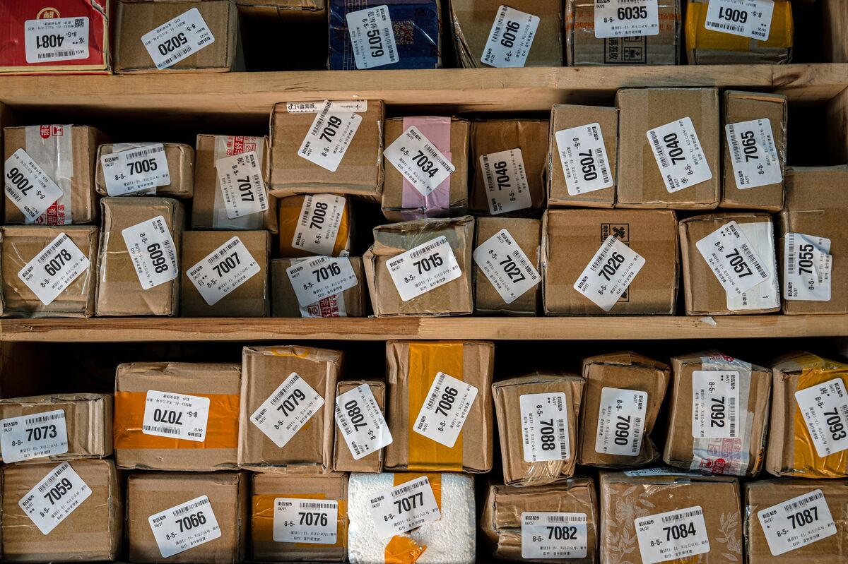 Taiwan Halts US Parcel Deliveries as De Minimis Exemption Ends