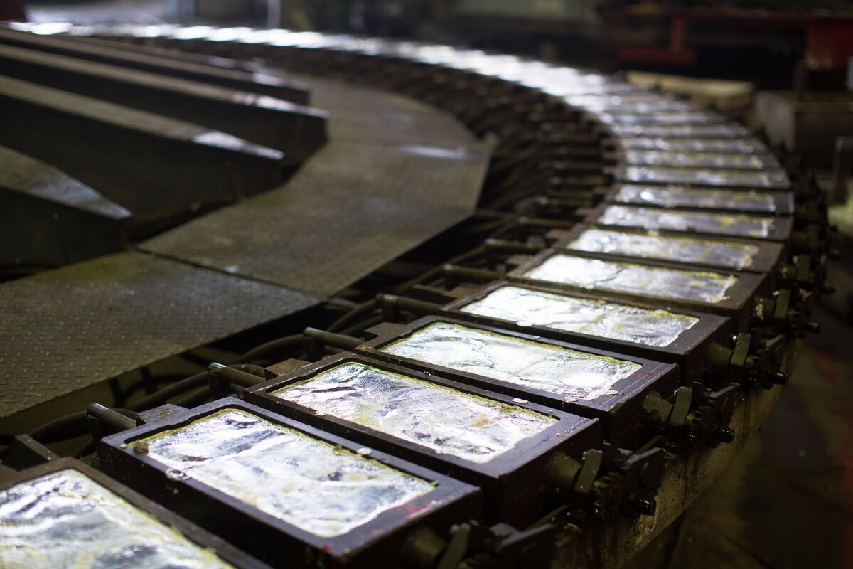 How a Mountain of Debt Brought a Top Zinc Producer to the Brink Bloomberg