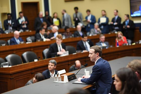 Terrorists Are Still Recruiting on Facebook, Despite Zuckerberg’s Reassurances