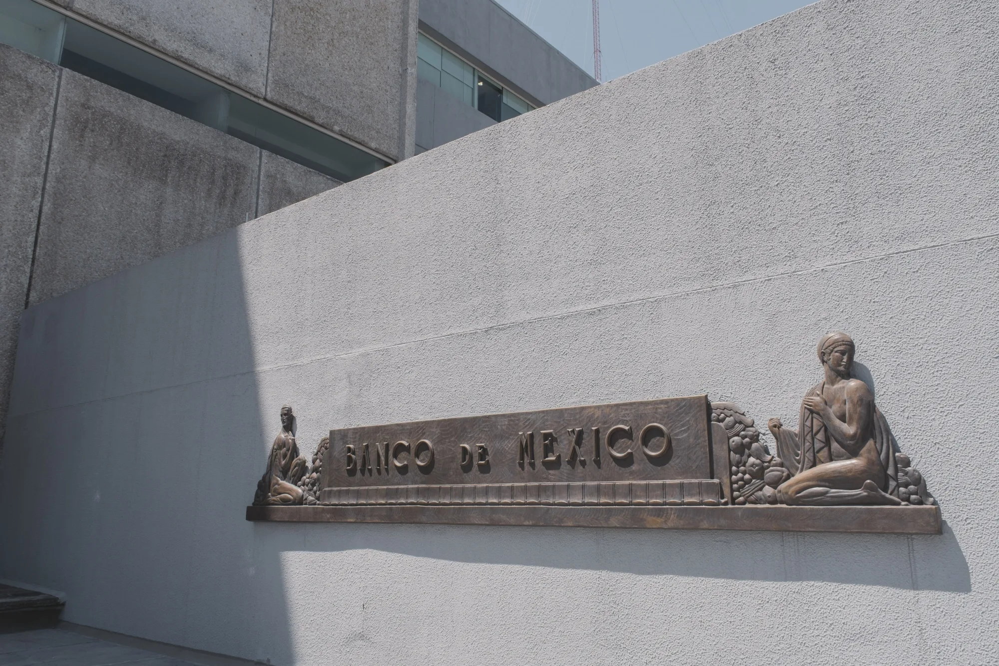 USD/MXN: Mexico Keeps Interest Rate Unchanged While Hinting at Cut -  Bloomberg