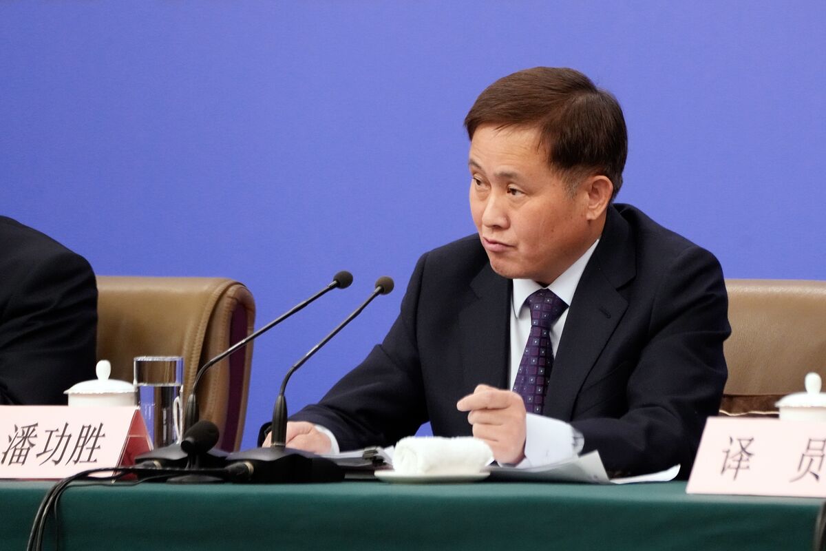 bloomberg.com - China Central Bank's Pan Flags AI Risks, Opportunities at IMF