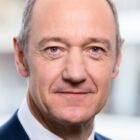 Headshot of Dr Roland Busch