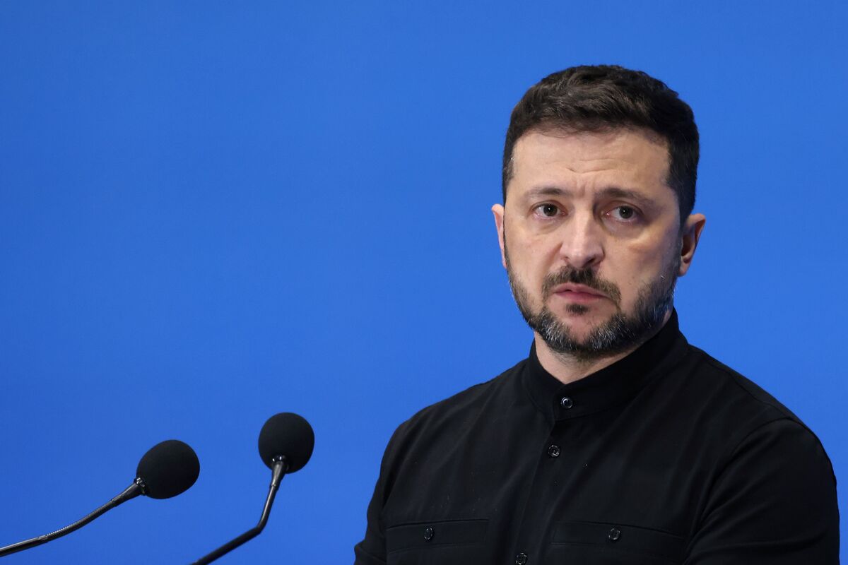 ⚫️ BLOOMBERG: L'Unione Europea riduce il sostegno finanziario all'Ucraina di 1,5 miliardi di euro per mancato rispetto delle riforme richieste.