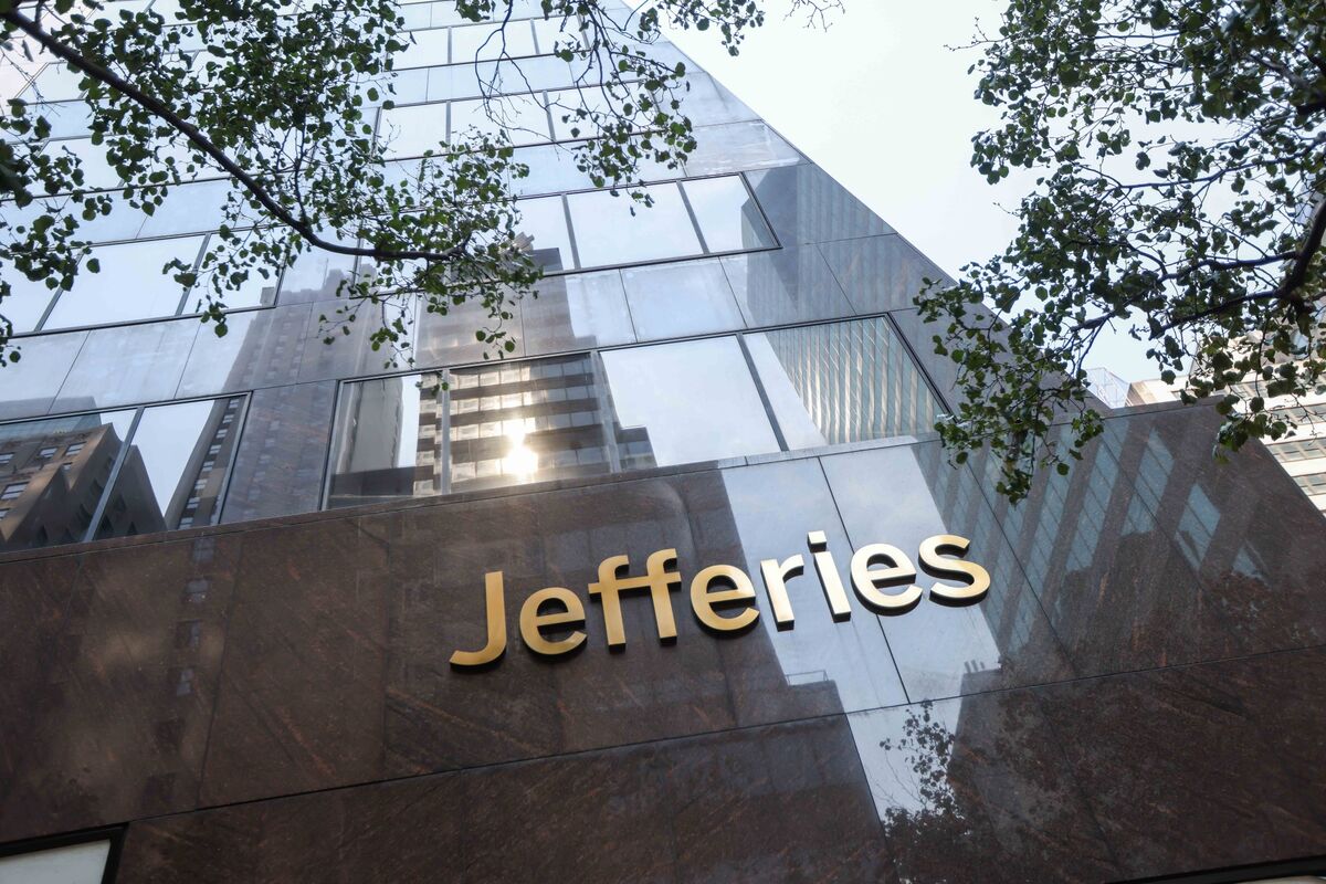 Europe’s Private Fund Managers Drive Spike in Secondary Transactions