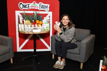 Jennifer Garner And Once Upon A Farm Refrigerated Oat Bar Launch Event