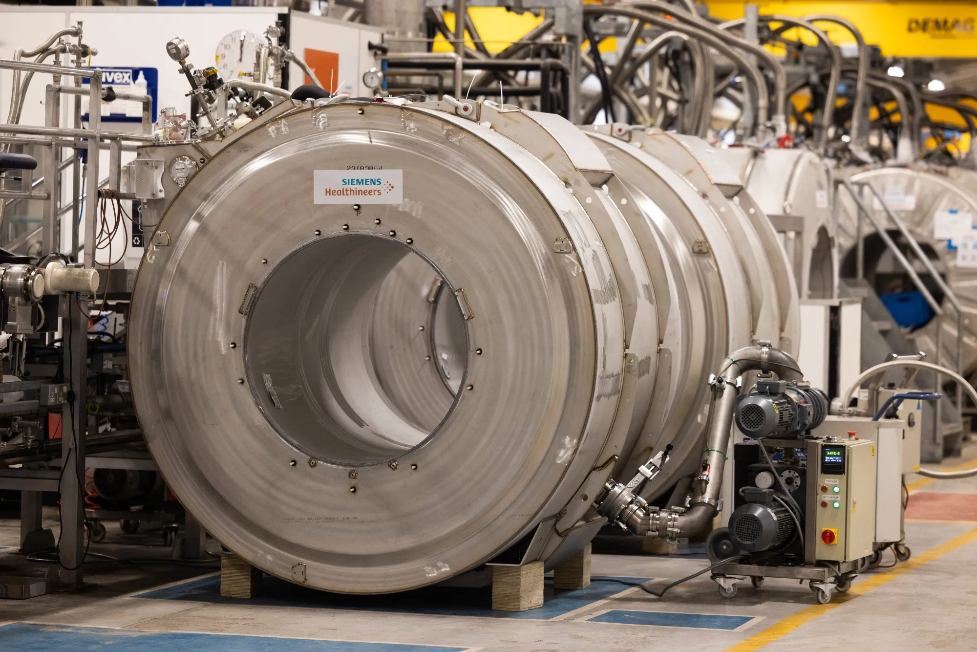 Siemens AG is offering 22 million shares in its medical technology unit.