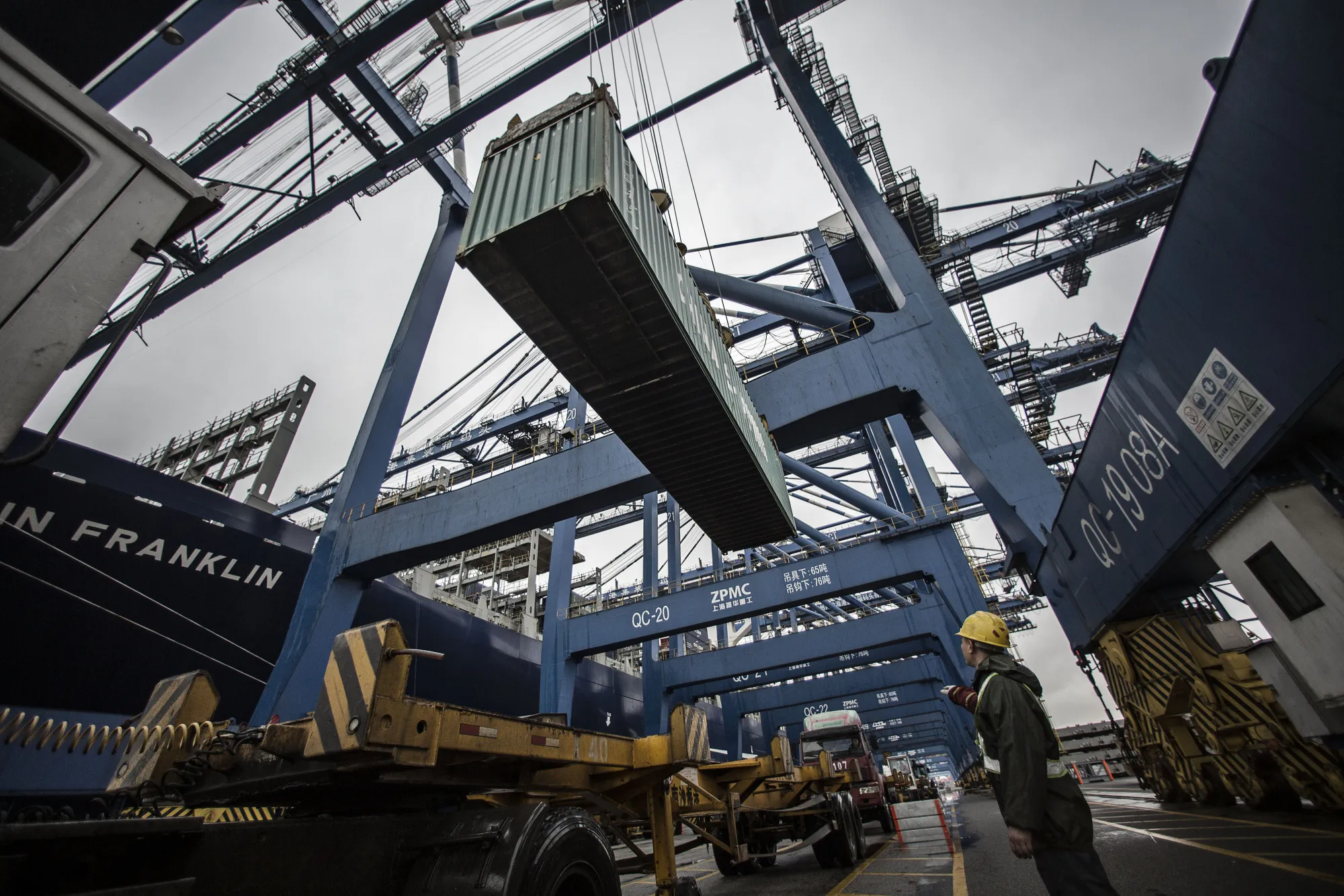 Trade War Has Wiped Out $21 Billion for Materials Investors (1)