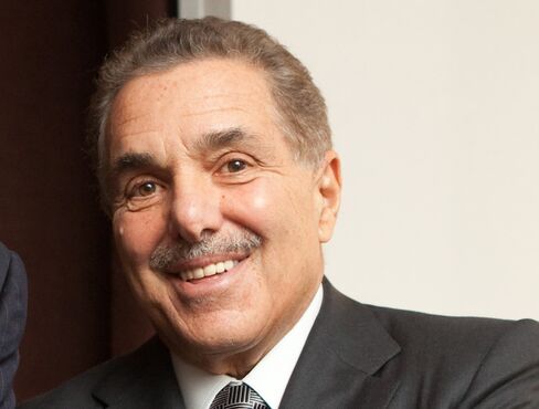 Barnes & Noble Chairman Leonard Riggio