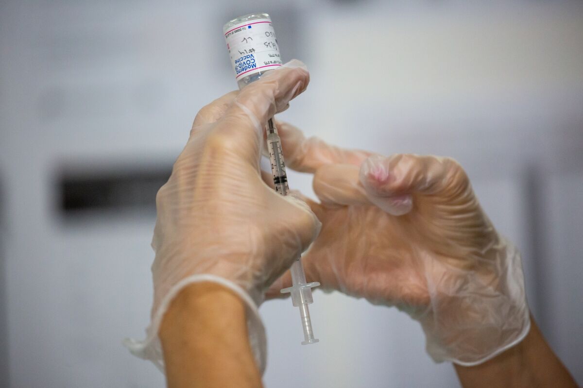Trump Pollster Briefed Republicans on Support for Vaccines