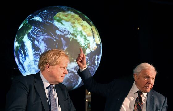 Johnson Tightens U.K. Climate Goals Amid Row Over UN Summit