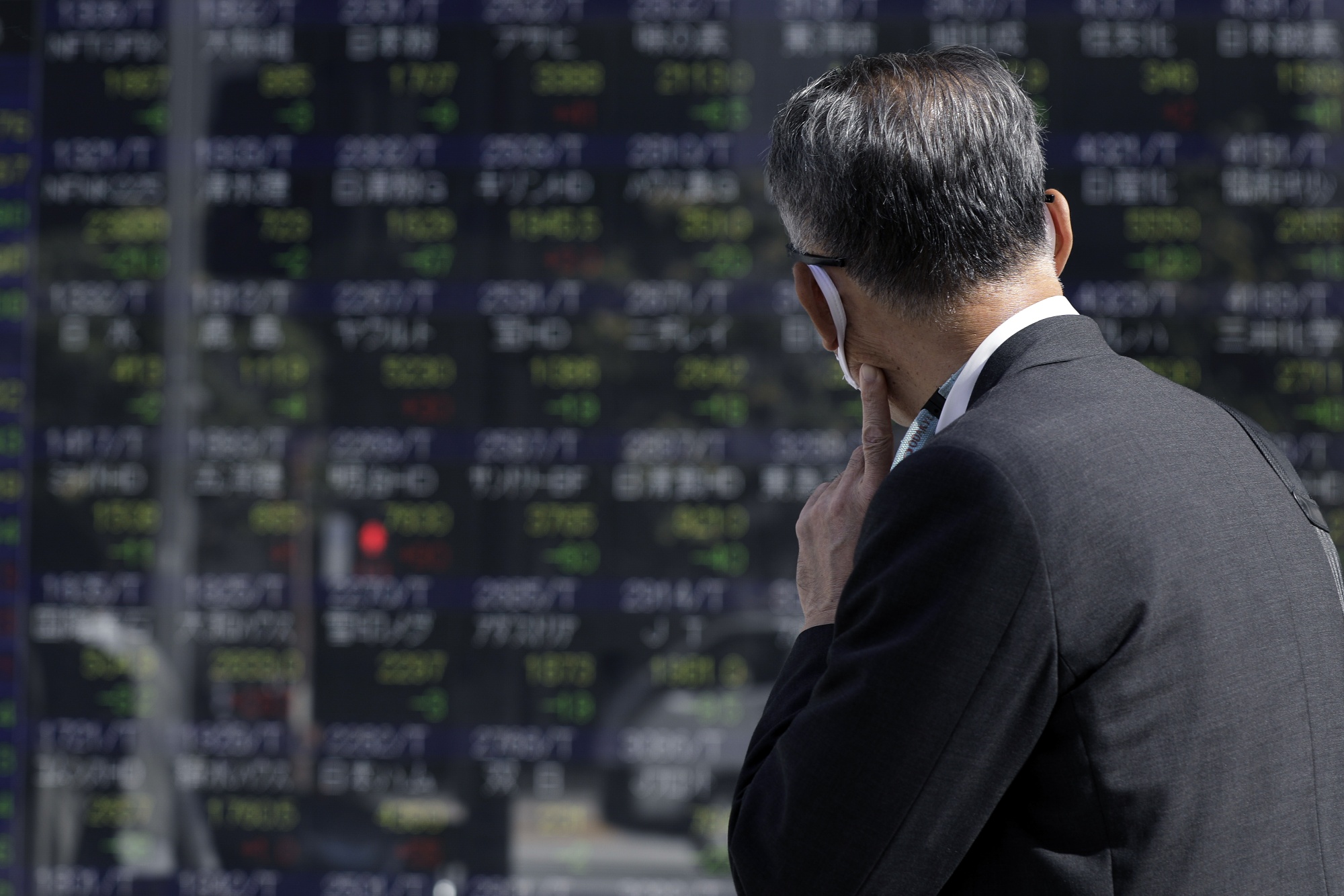 Japan's Topix set for lowest close since August on Europe's woes