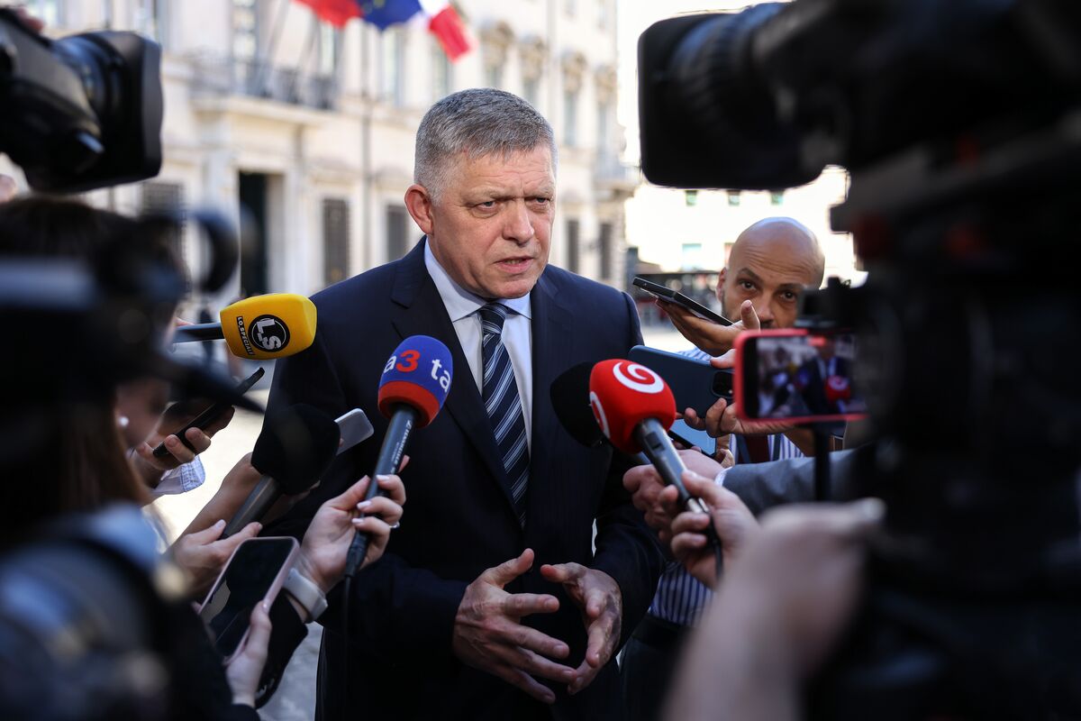 Slovakia Defines Two Sexes in Constitution Amid Rights Concerns