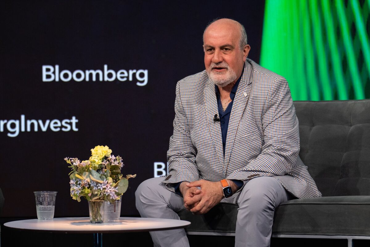 Nassim Taleb Warns to Hedge Against Stock-Market Crash as Debt