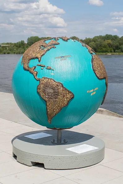 Which way does this thing spin?
