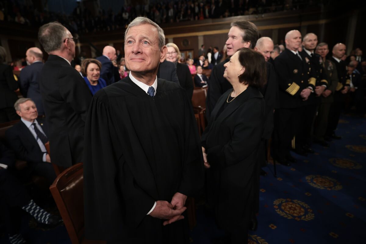 john roberts supreme court net worth - Ilustrasi 2