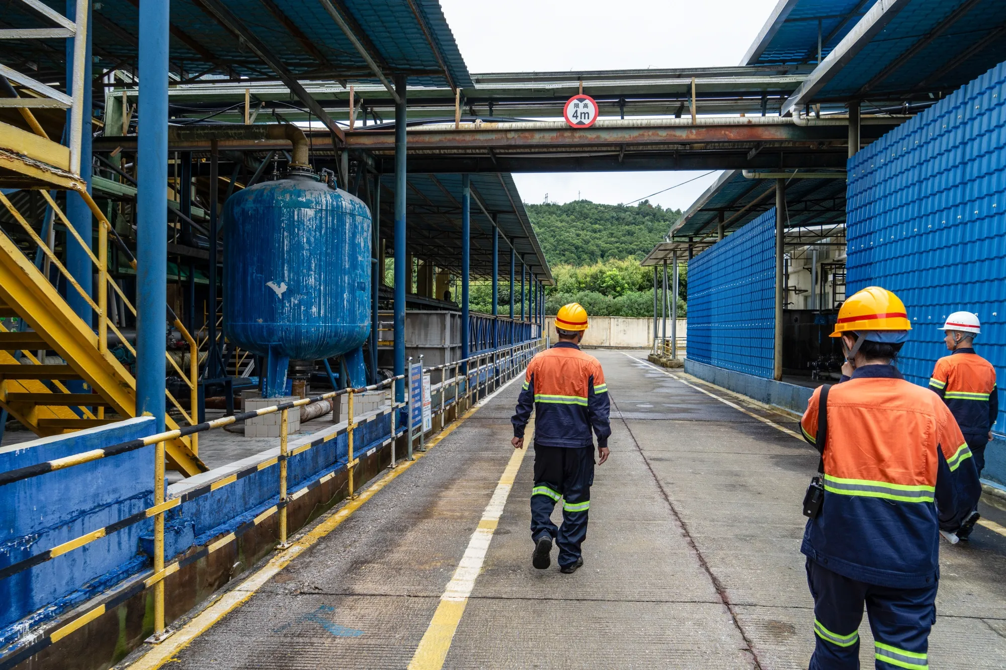 Workers at the&nbsp;copper electrolysis plant at the Zijinshan mine, operated by Zijin Mining Group Co., in Longyan, China.