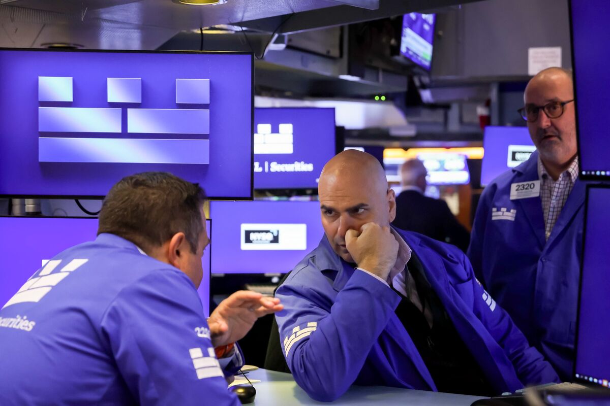 AI Boom to Support Growth, Equities in Face of Fed Rate Hikes