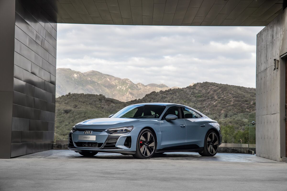 2022 Audi E-Tron GT Review: A Fun Future for Electric Sport Sedans -  Bloomberg