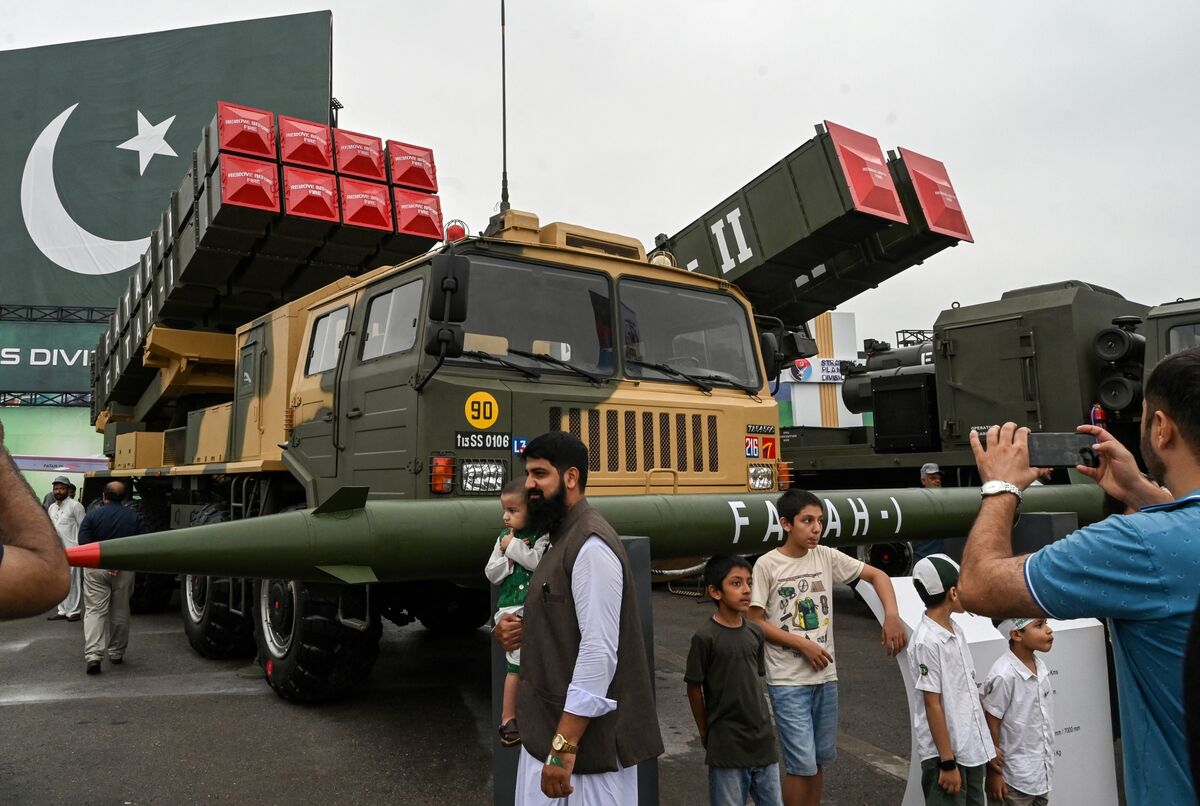 Saudi Arabia and Pakistan Deepen Ties With Mutual Defense Pact