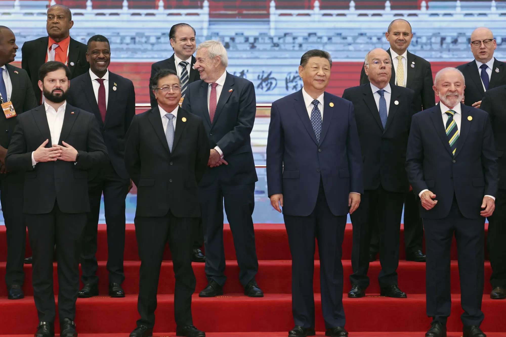 All smiles for Xi.
