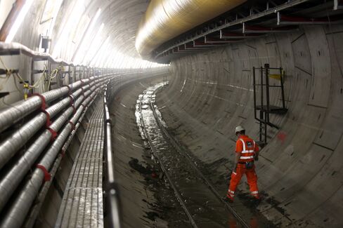 Nomadic Miners Under Mayfair Swap Queensland Coal for London Mud