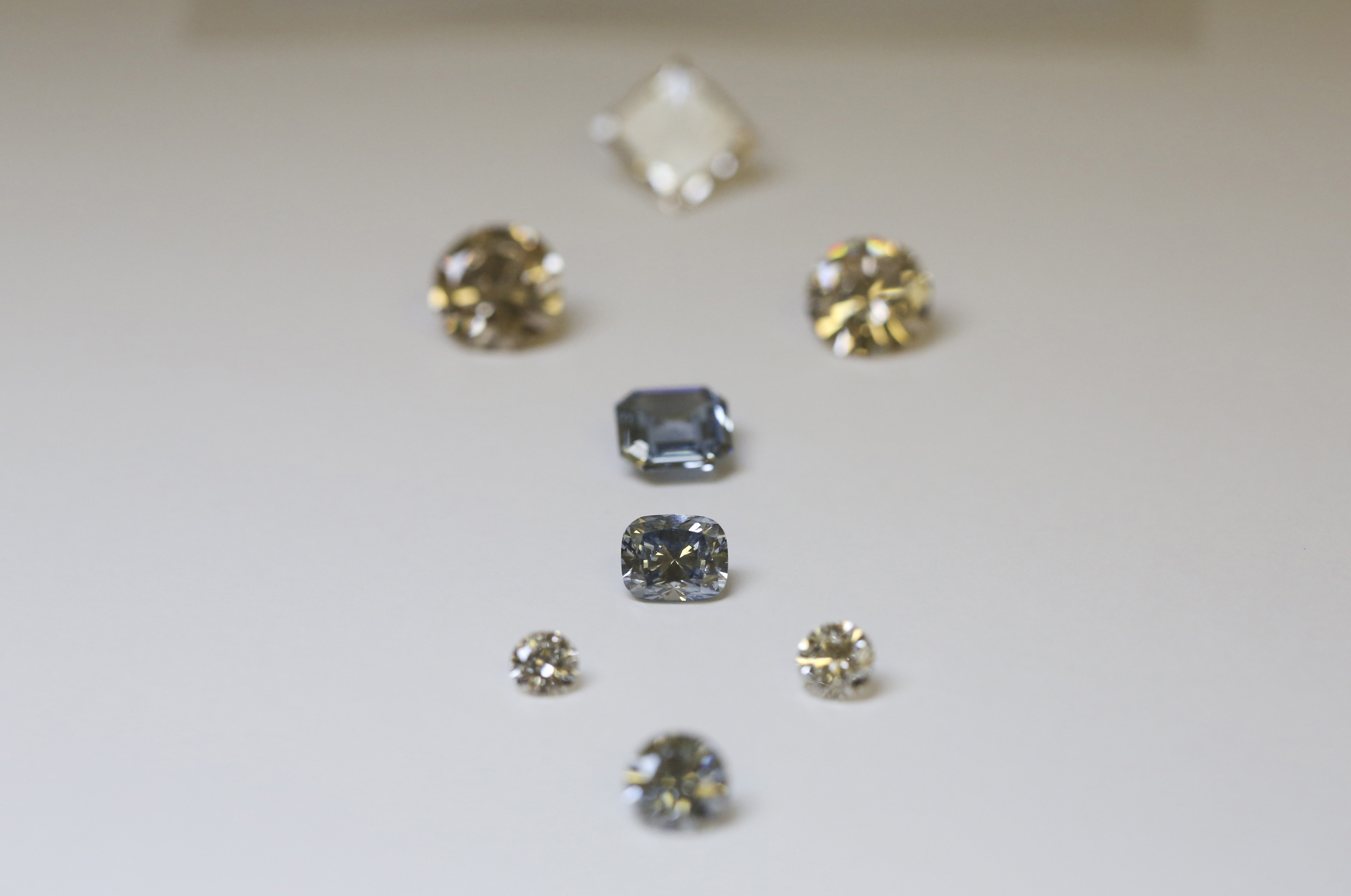 De Beers' foray into synthetic diamond jewelry seems a great deal