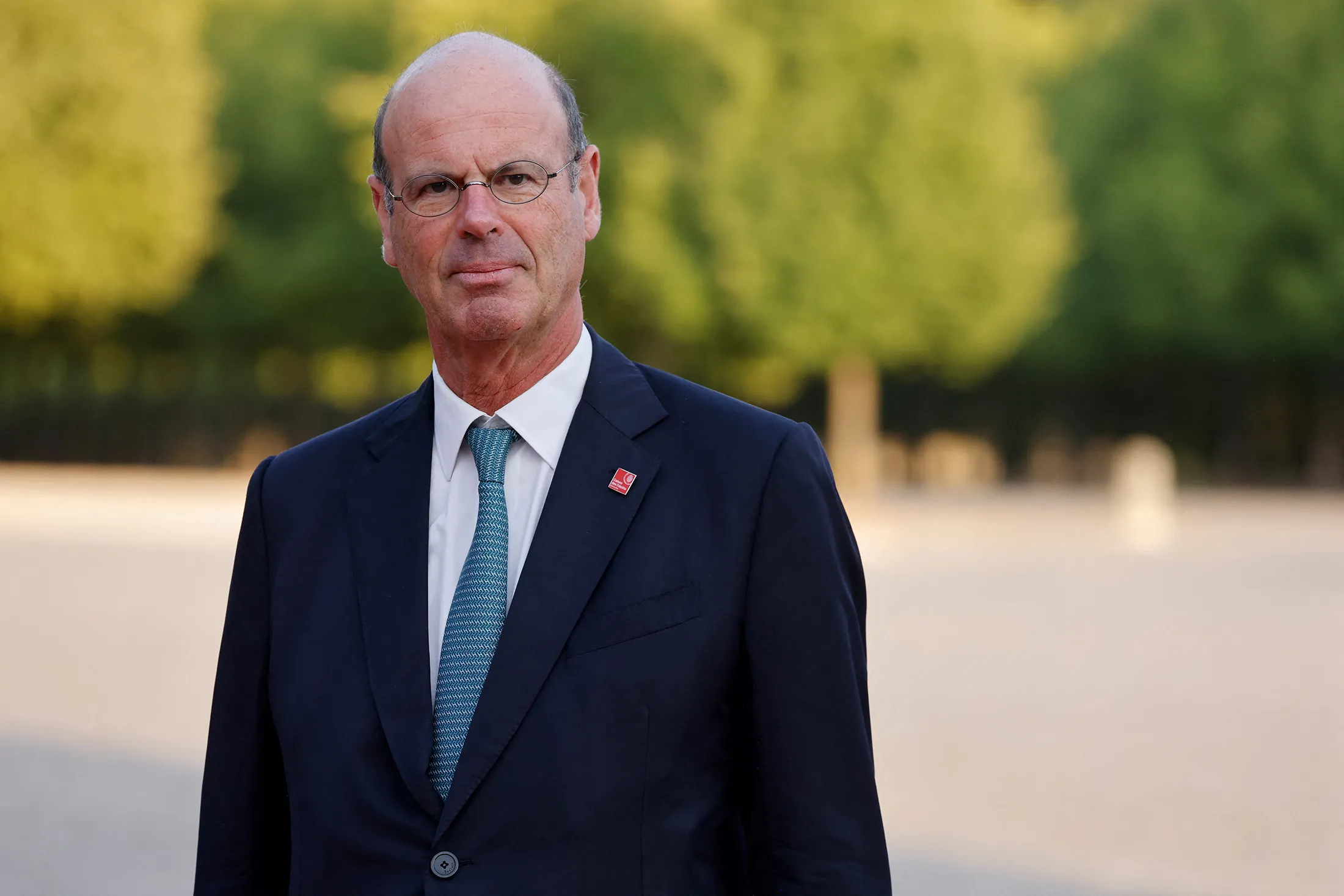 Macron Appoints New Finance Minister Eric Lombard Amid Budget Turmoil - Bloomberg