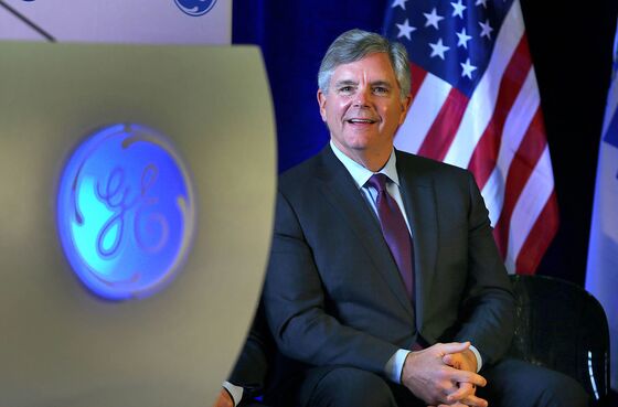 Contract Tweak Saves CEO Culp’s $124 Million Haul at GE