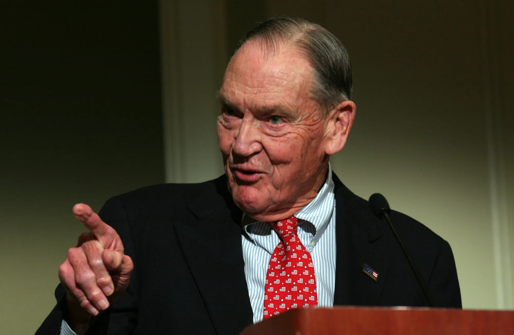 Vanguard Founder Jack Bogle Was the Apostle of Index Funds - Bloomberg