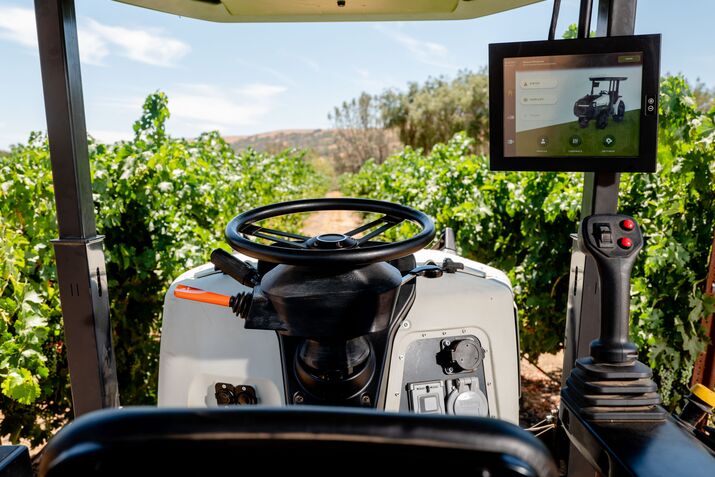 Caterpillar Acquires Self-Driving Electric Tractor Startup