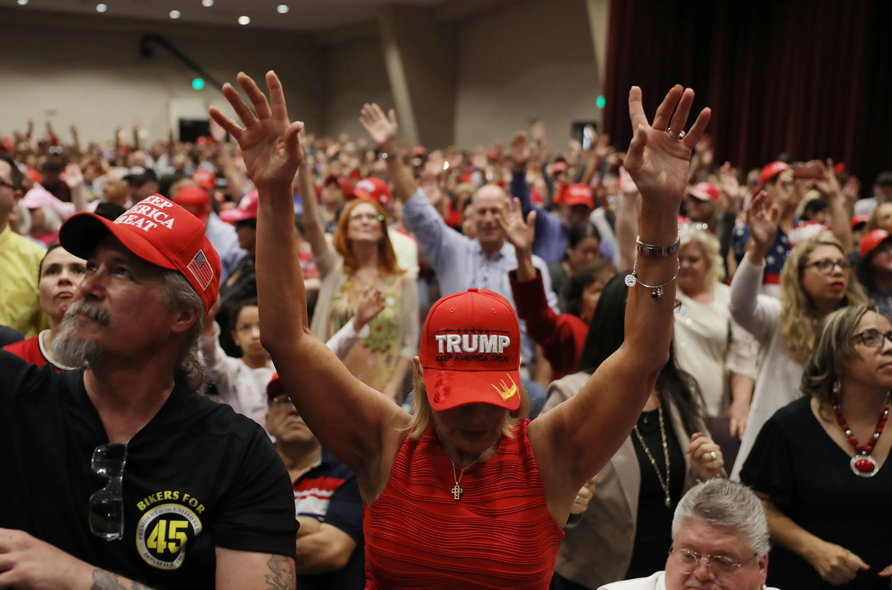 Is there room for non-Trump evangelicals?