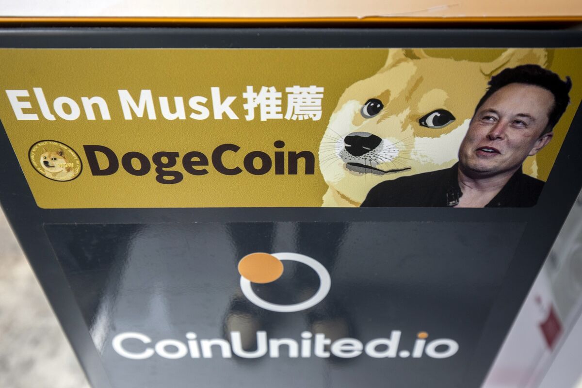 Dogecoin investors have dropped their lawsuit against elon musk. (64) foto