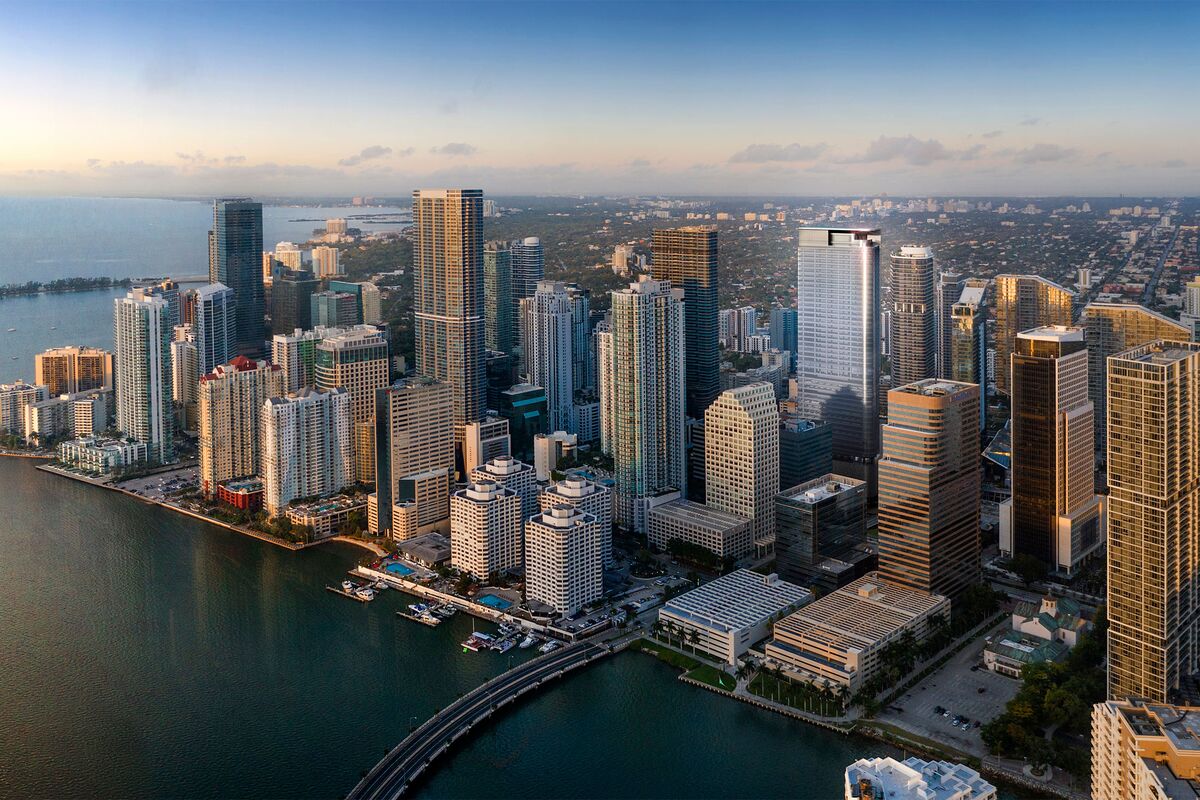 Law Firm Kirkland & Ellis Expands to Miami With Big Office Lease - Bloomberg