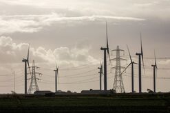 UK Gas Prices Fluctuate as Wind Generation Shows Declines