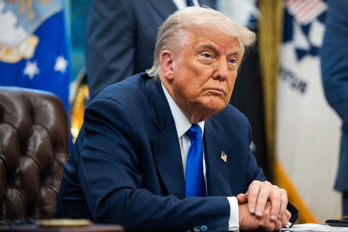 🟪"Trump licenzia il capo dell'Ufficio Copyright: le implicazioni della decisione"