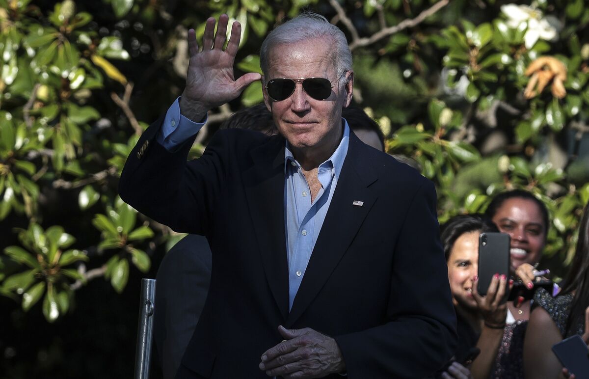 Biden, Cabinet to Tout Climate-Tax Win With Multistate Travel Blitz