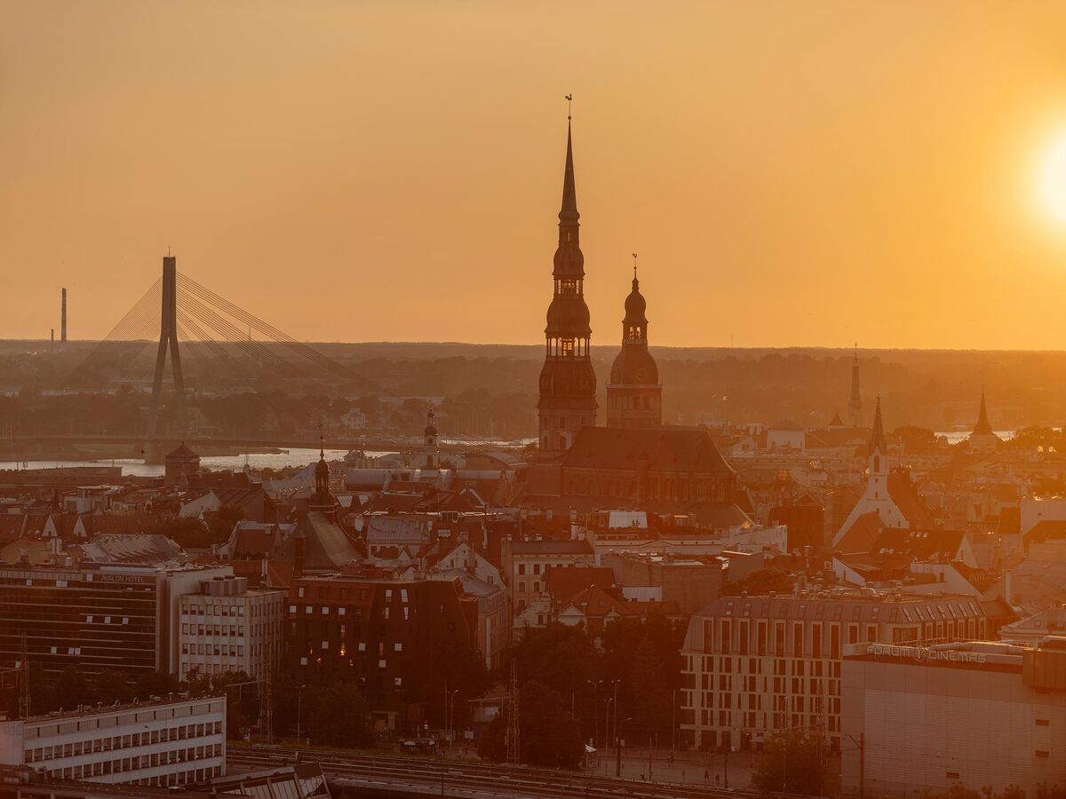 The Struggle to Wean Stock-Shy Europeans From Their Bank Deposits