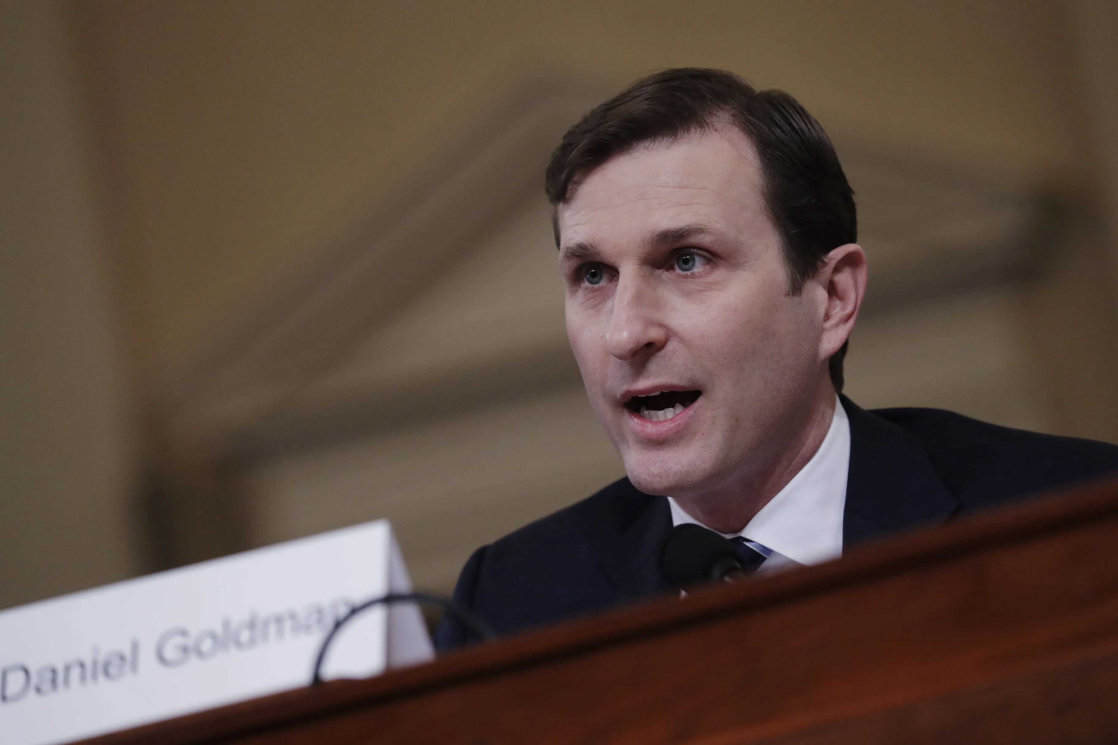 Trump Roils N.Y. Democrats' Race, Backing Pro-Impeachment Lawyer - Bloomberg