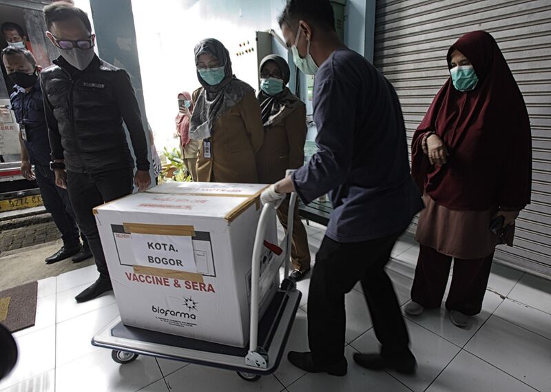 Indonesia COVID-19 Vaccination To Start Wednesday Using Sinovac