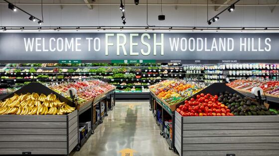 Whole Foods Is Left Behind in Amazon's Pandemic-Fueled Boom