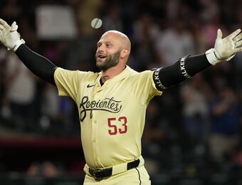 relates to Bee-lieve: Walker's homer in 10th lifts Diamondbacks over Dodgers 4-3 after delay for bee swarm