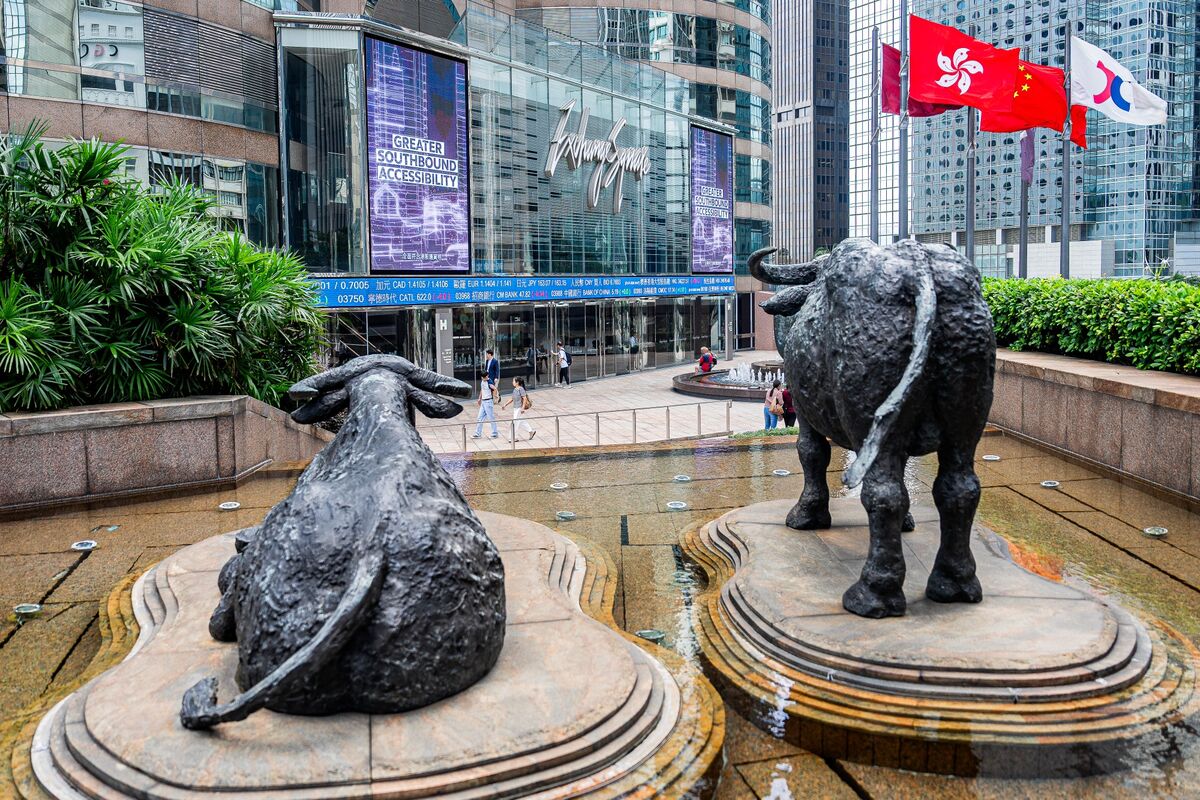 Innolight Prices $6.8 Billion Hong Kong Listing Below Maximum