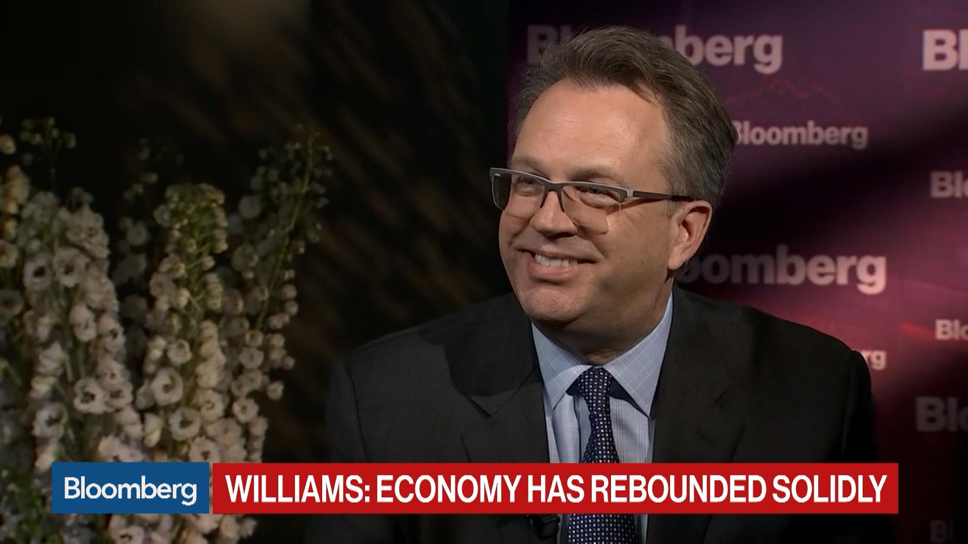 Watch Fed's Williams On Economy, Inflation, Europe, Trade - Bloomberg