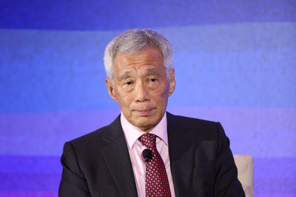 Singapore Prime Minister Lee Hsien Loong Speaks at the Bloomberg New Economy Forum Gala Dinner