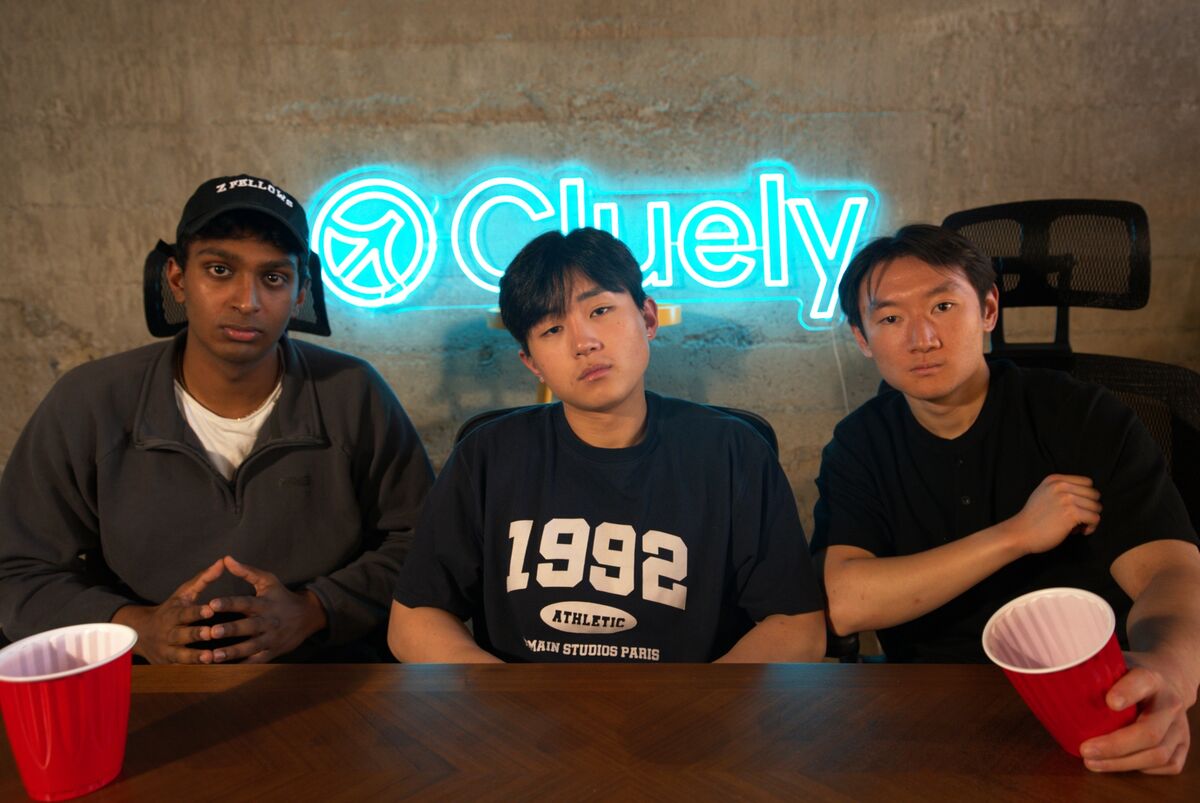🟪"Cluely Inc.: La Startup di IA che Sconvolge il Web grazie a un Investimento di 15 Milioni di Dollari"